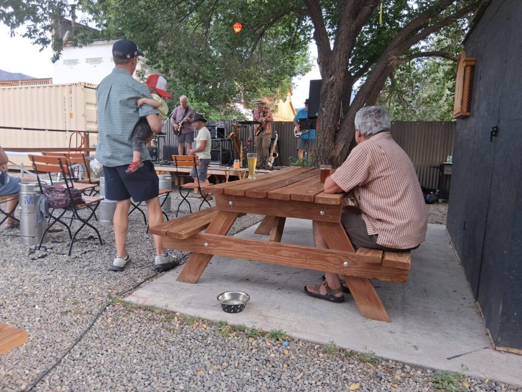 Good crew of Friday night gatherers!